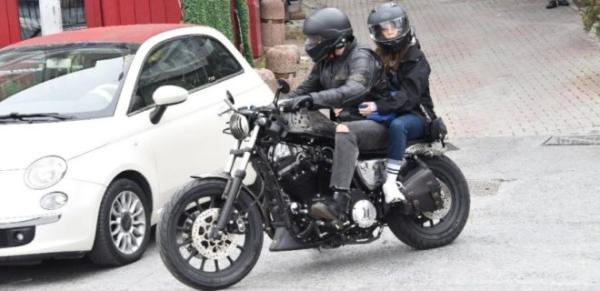 Can Bonomo ve Öykü Karayel tedbiri elden bırakmadı