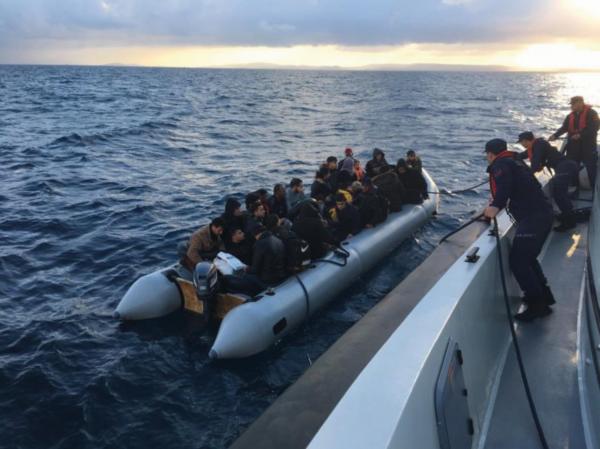 DİDİM'DE 12'Sİ ÇOCUK 35 KAÇAK GÖÇMEN YAKALANDI