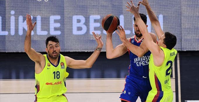 Barcelona Lassa - Anadolu Efes: 82-72 | Maç sonucu