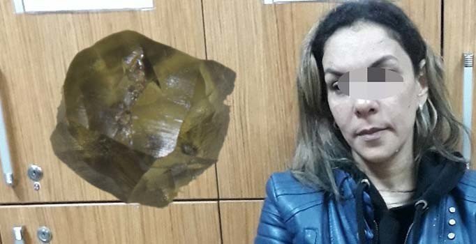 1 milyon dolarlık elması çalan Mısırlı kadın yakalandı