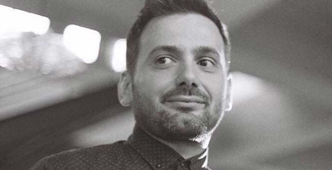 Aileye dair sahne tozu yutmuş öyküler