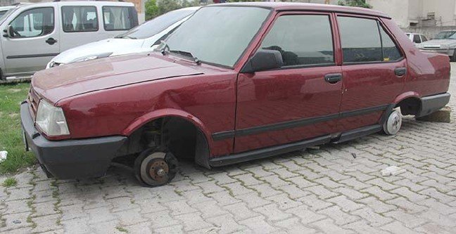 hirsizlik-1555395915 19-04/16/hirsizlik-1555395915.jpg