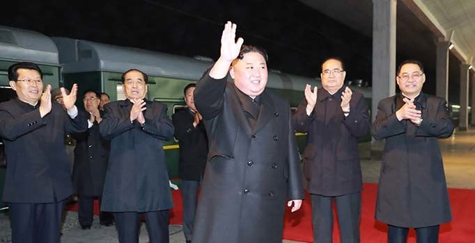 Putin ile görüşecek Kim Jung-un Rusya’da