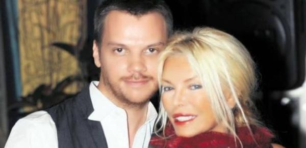 Sinan Akçıl’dan Ajda Pekkan’a hediye