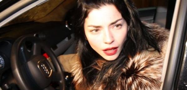 Oyuncu Merve Boluğur'a şok eden tehdit!