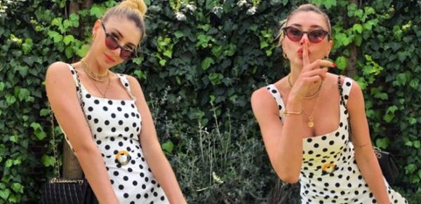 Şeyma Subaşı deniz ve güneşin tadını çıkarıyor