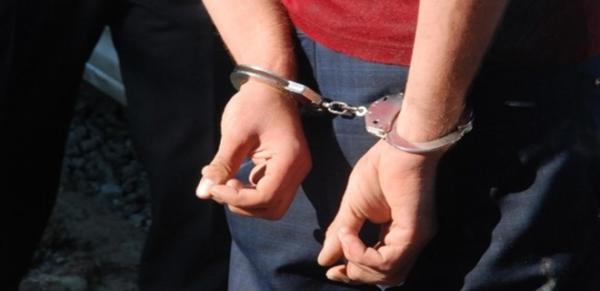 FETÖ'den aranan şüpheli hücre evinde yakalandı