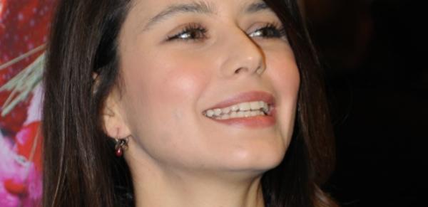 Beren Saat’ten ‘Kafamız rahat’ paylaşımı