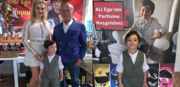 Ali Ağaoğlu ve Petek Ertüre'nin 'Ali Ege' buluşması