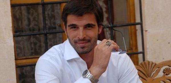 Öldürdüğü yılanın fotoğrafını paylaştı!