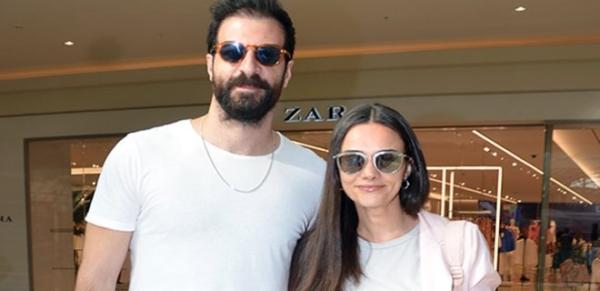 İsmail Demirci - Hande Soral çifti bir an olsun ayrılmıyor