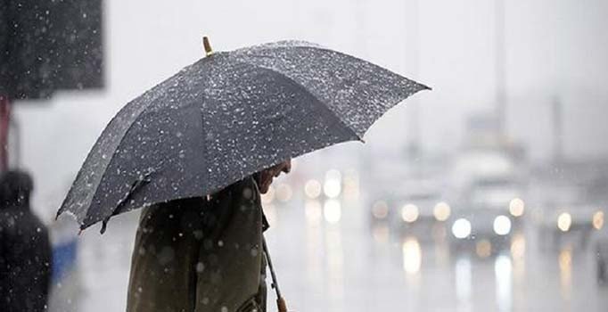 Meteoroloji'den peş peşe uyarılar: Kuvvetli yağış ile rüzgara dikkat!