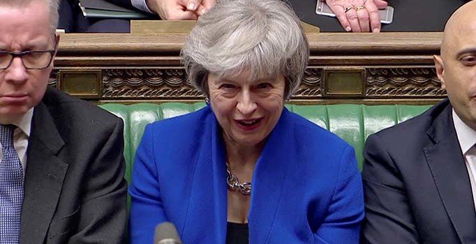 İngiliz Parlamentosu, Williamson için kovuşturma istiyor