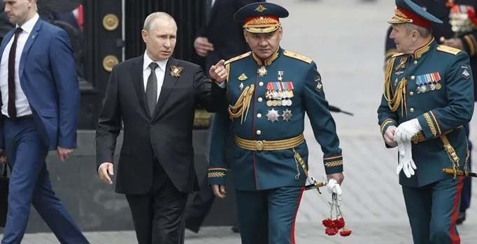 Putin'den orduya S-400 talimatı