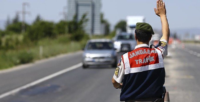 Yolcu gibi binecekler: Bayramda 185 bin personelle denetim