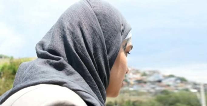 Kokaini bırakıp tesettüre girdi