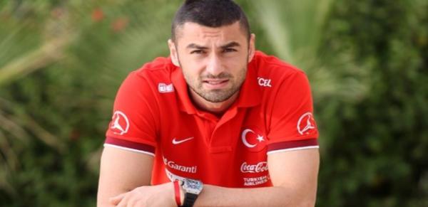 Burak Yılmaz'dan flaş 'fırça' paylaşımı!