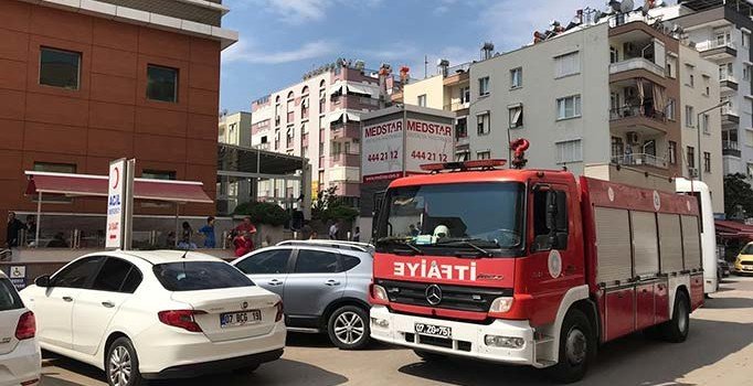 Antalya'da özel bir hastanede patlama: 1 ölü