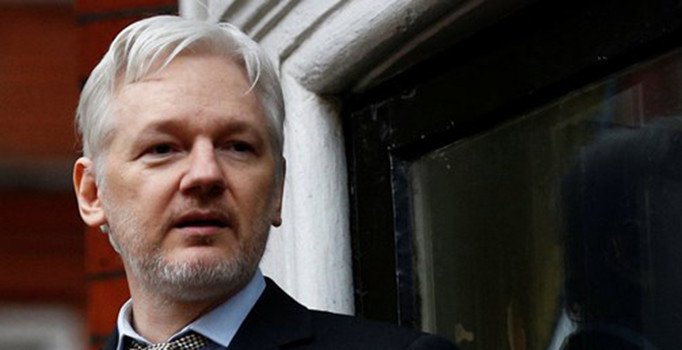 İsveç Mahkemesi Assange’ı tutuklama talebini reddetti