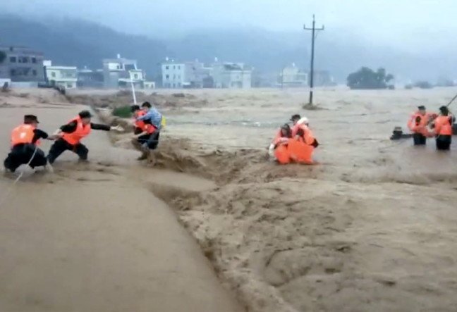 aw727304_02 19-06/13/aw727304_02.jpg