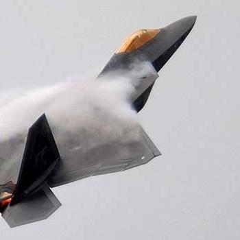 ABD'den Körfez'de yeni hamle: F-22 Raptor uçakları Katar'da