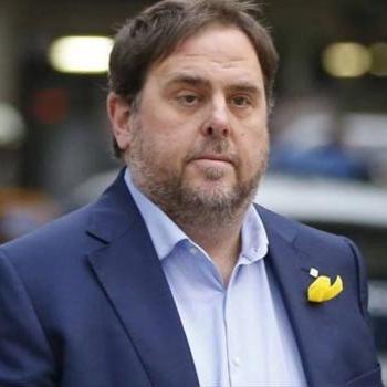 İspanya, ayrılıkçı Katalanlara siyaset yollarını kapattı