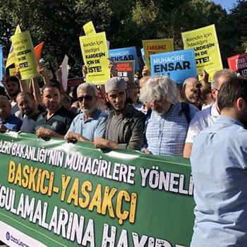 Suriyeliler eyleminde hükümete çağrı: Polisiye değil hukuki çözüm bulun