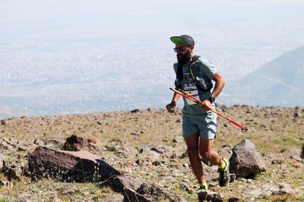 1630b393b21ea3108663364dde565011