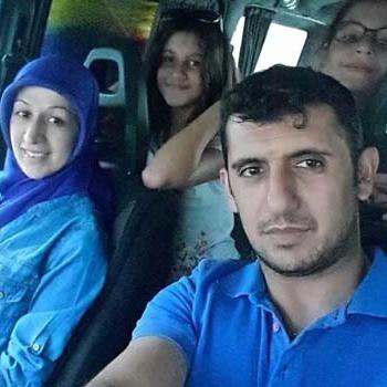 Yangında küçük kızını kurtaran baba dumanlara yenik düştü