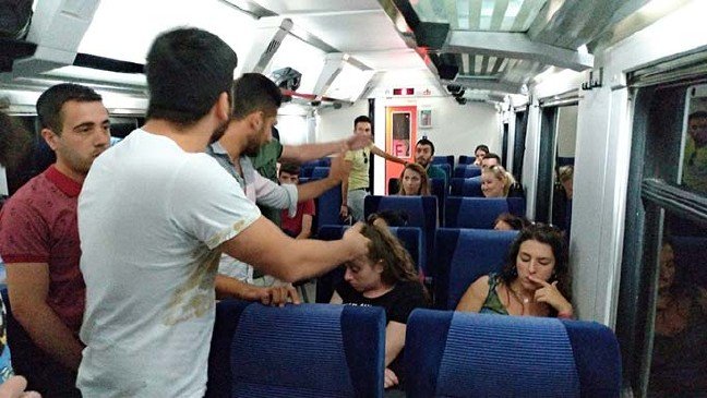 aw760053_06 19-07/22/aw760053_06.jpg