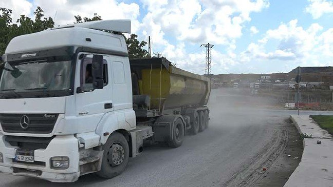 drift-hiz-sollama-ve-yola-moloz-dokme_3962_dhaphoto11 19-07/26/drift-hiz-sollama-ve-yola-moloz-dokme_3962_dhaphoto11.jpg