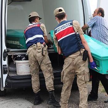 Hatay'da deniz kıyısında başı ve kolu kopuk erkek cesedi bulundu