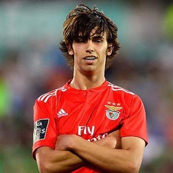 Joao Felix, 126 milyon Euro’ya Atletico Madrid'e transfer oldu