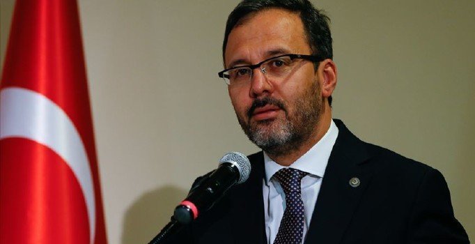 Spor Bakanı Kasapoğlu: 1 milyon kişiye yüzme öğreteceğiz