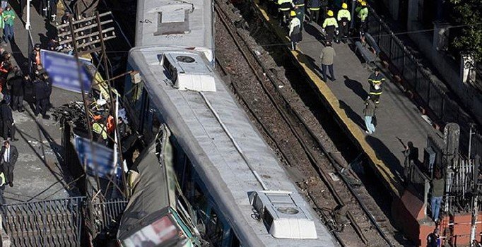 Kongo'da iki tren çarpıştı: 17 ölü