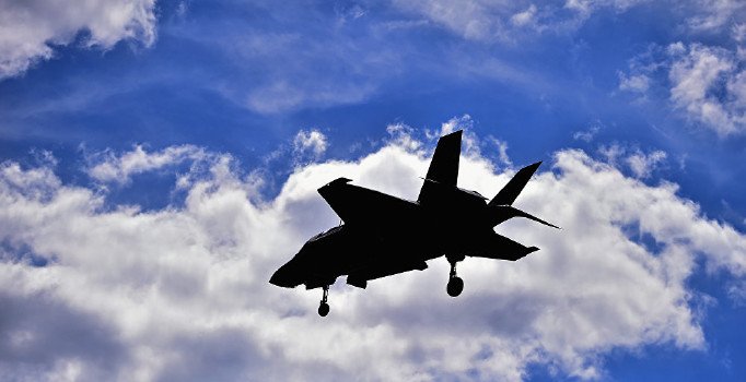 G. Kore'den Rus uçağına uyarı ateşi