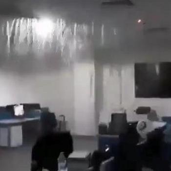 Bebek bezi boruları tıkadı, hastanedeki ofis su altında kaldı