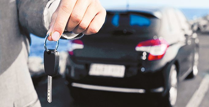 Kiralık oto vites büyüttü hedef 400 bin araç