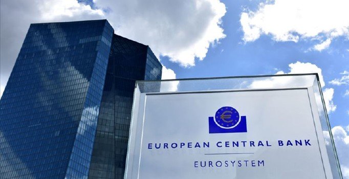 Avrupa Merkez Bankası da faizleri düşürdü