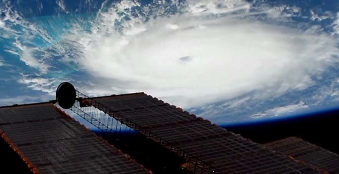 Dorian Kasırgası Bahamaları vurdu: 5 ölü