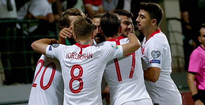 Türkiye, Moldova'yı deplasmanda 4-0'lık skorla devirdi