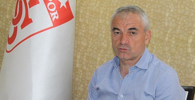 Rıza Çalımbay: VAR’daki hakemler maç yönetmemeli