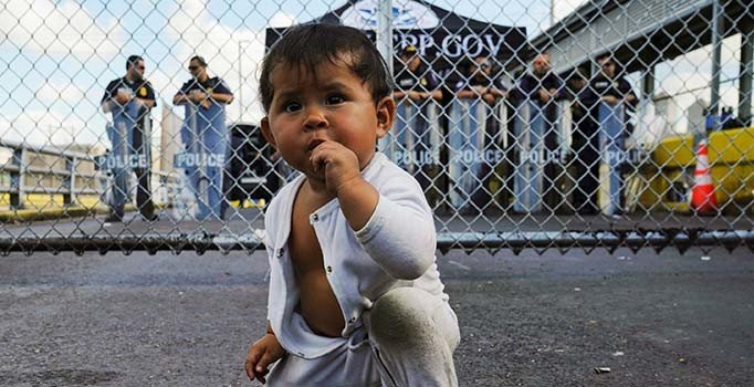 ABD'ye göç 'Meksika' duvarına çarptı