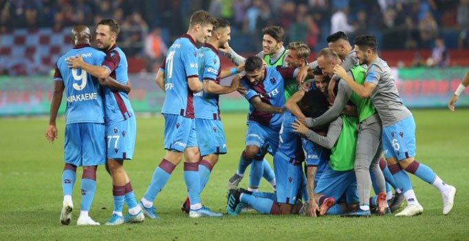 Trabzonspor - Çaykur Rizespor karşılaşmasının ilk 11'leri belli oldu