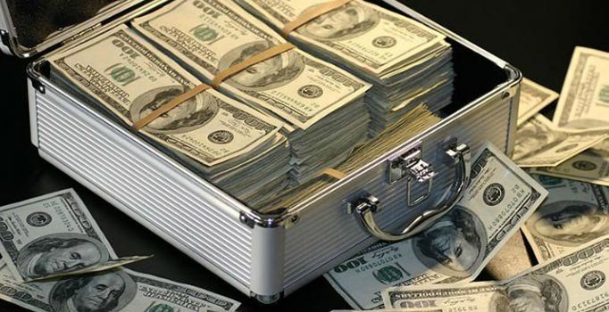 10 milyar dolardan iz yok