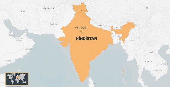 Hindistan'da iki katlı bina çöktü: 10 ölü