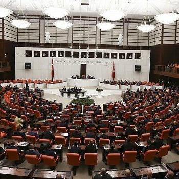 Meclis'te 'nöbetçi bakan' mesaisi başlıyor: Milletvekilleri ile bir araya gelecekler