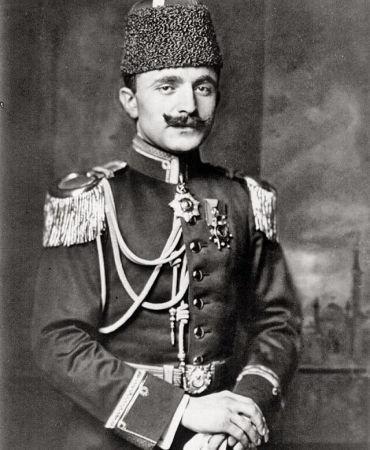 17393769641632810825