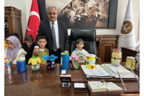 17425576581997626095