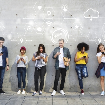 17429948441096535221